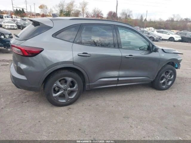 FORD ESCAPE ST-LINE SELECT