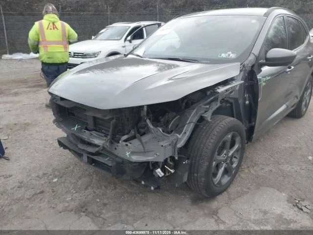 FORD ESCAPE ST-LINE SELECT