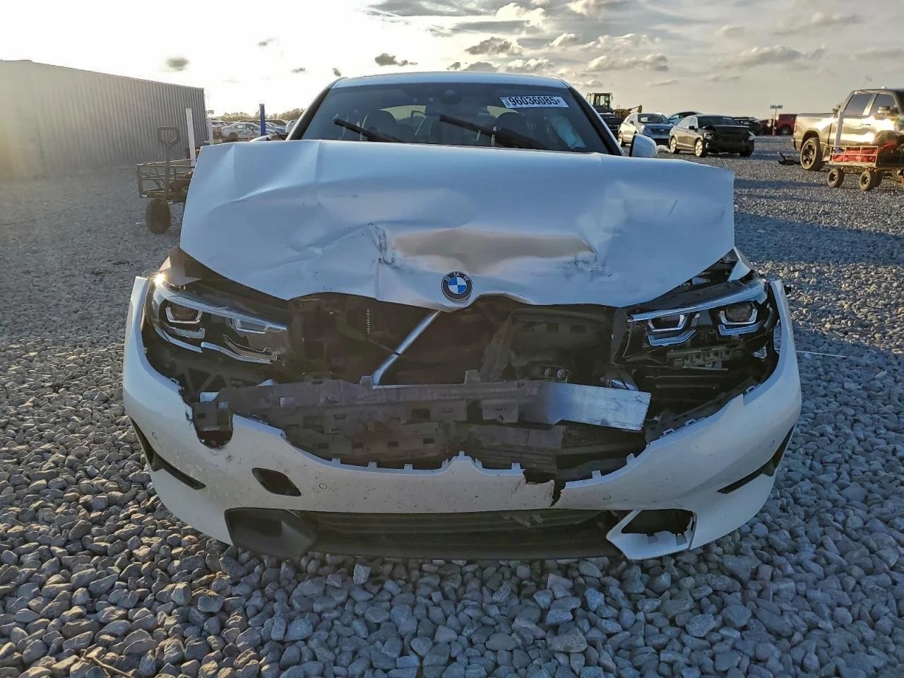 BMW 330XI