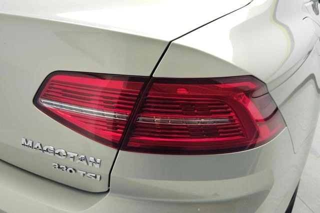 Volkswagen Magotan 2018 330TSI