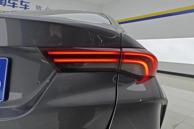 GAC Trumpchi Shadow Leopard 270T J15 Edition