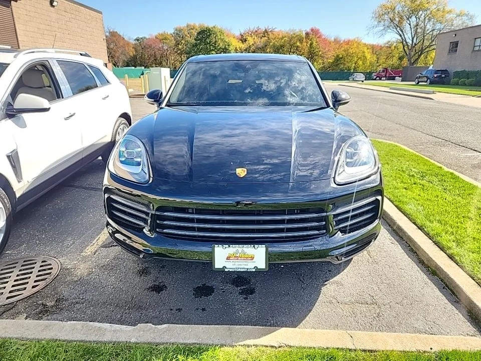 Porsche Cayenne Base
