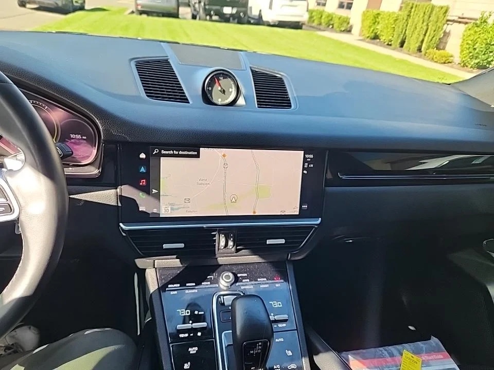 Porsche Cayenne Base