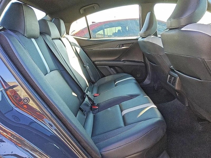 TOYOTA CAMRY XSE