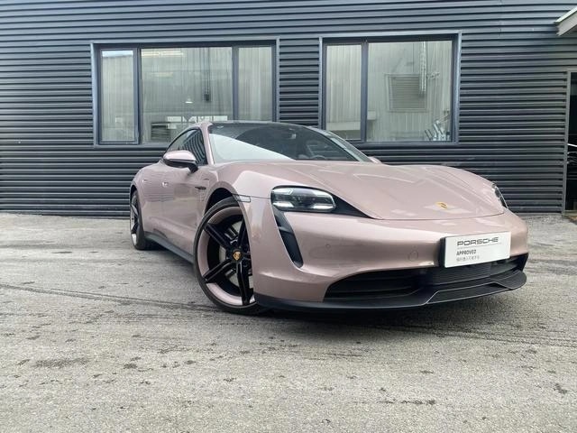 Porsche Taycan 4S