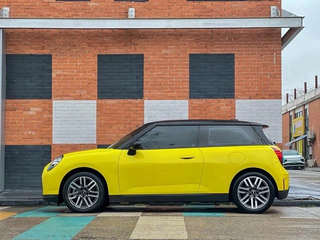 MINI COOPER E Classic