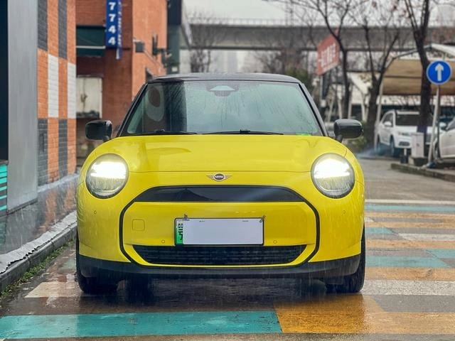 MINI COOPER E Classic