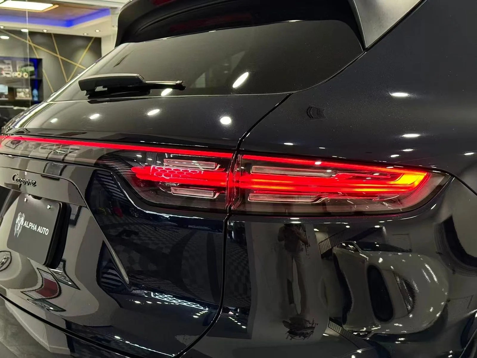 PORSCHE CAYENNE PLATINUM