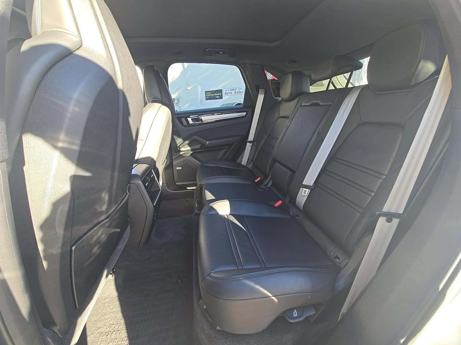 PORSCHE CAYENNE PLATINUM