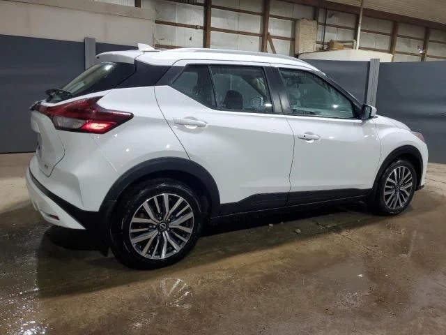 Nissan Kicks, SV