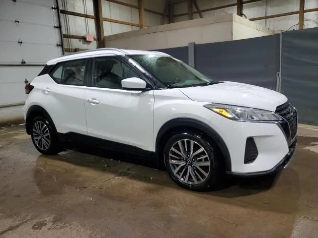 Nissan Kicks, SV
