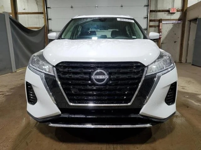 Nissan Kicks, SV