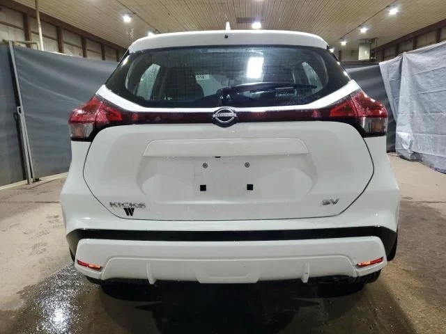 Nissan Kicks, SV