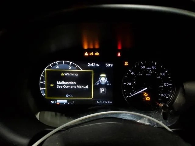 Nissan Kicks, SV