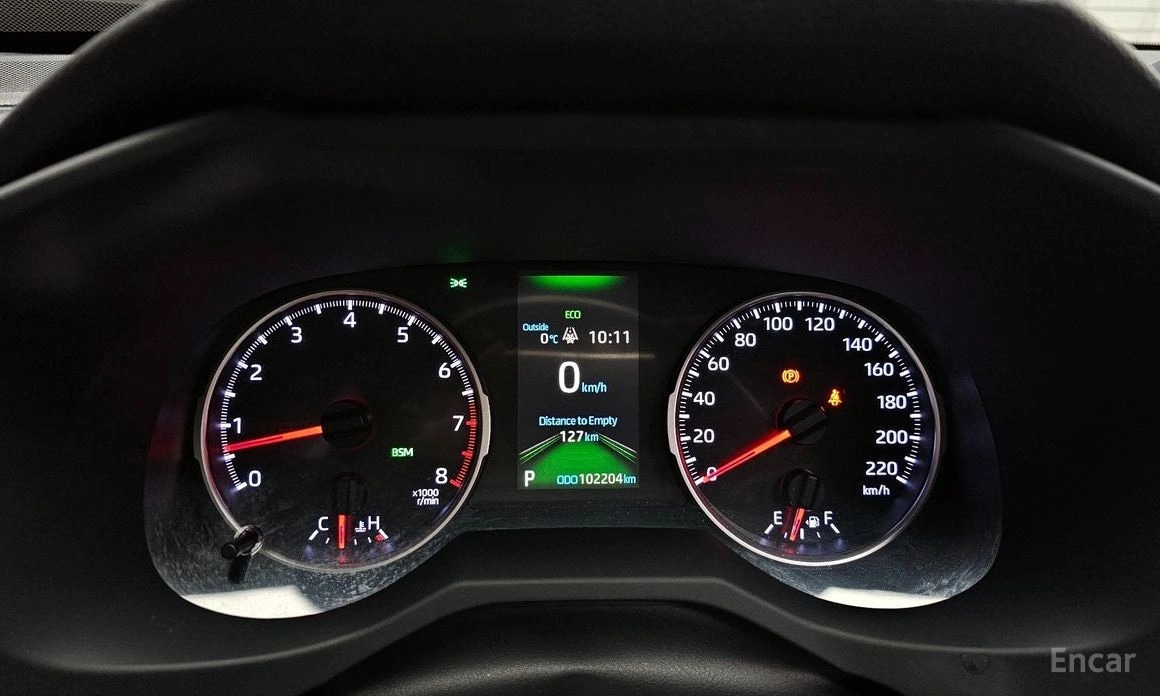 Toyota RAV4 5-поколение 2.5