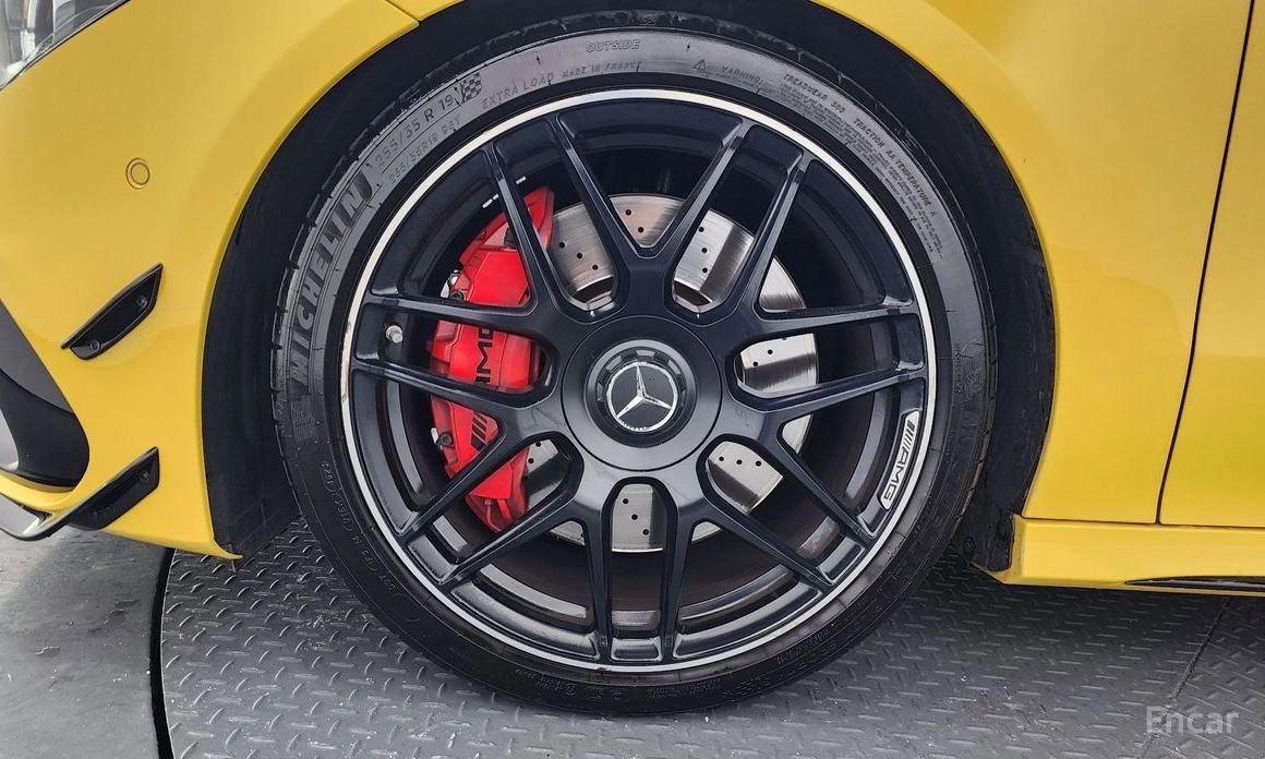 Mercedes-Benz CLA-C118 AMG CLA 45 S 4MATIC+