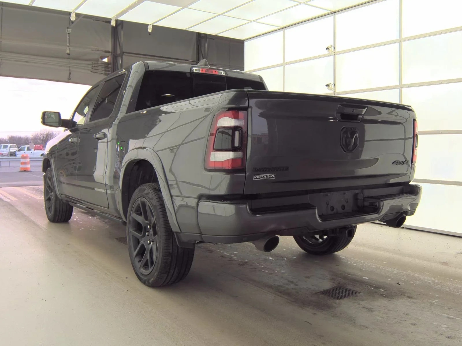 Ram 1500 Laramie Crew Cab Short Bed