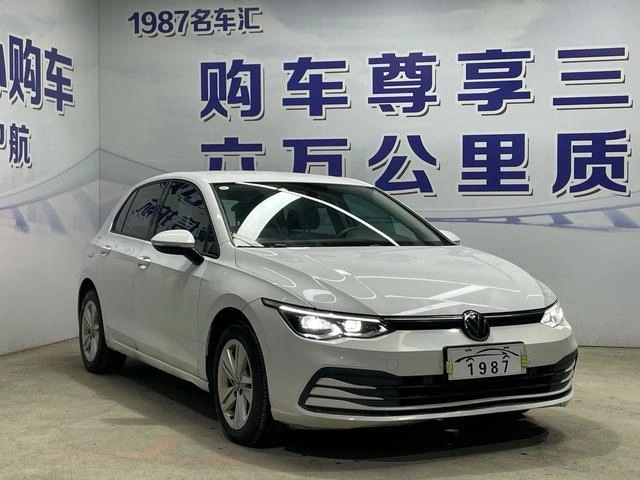 Volkswagen Golf 200TSI DSG Pro