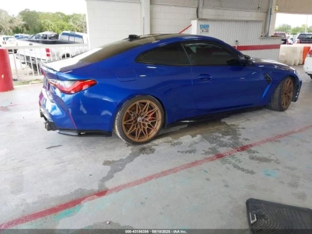BMW M4 COMPETITION