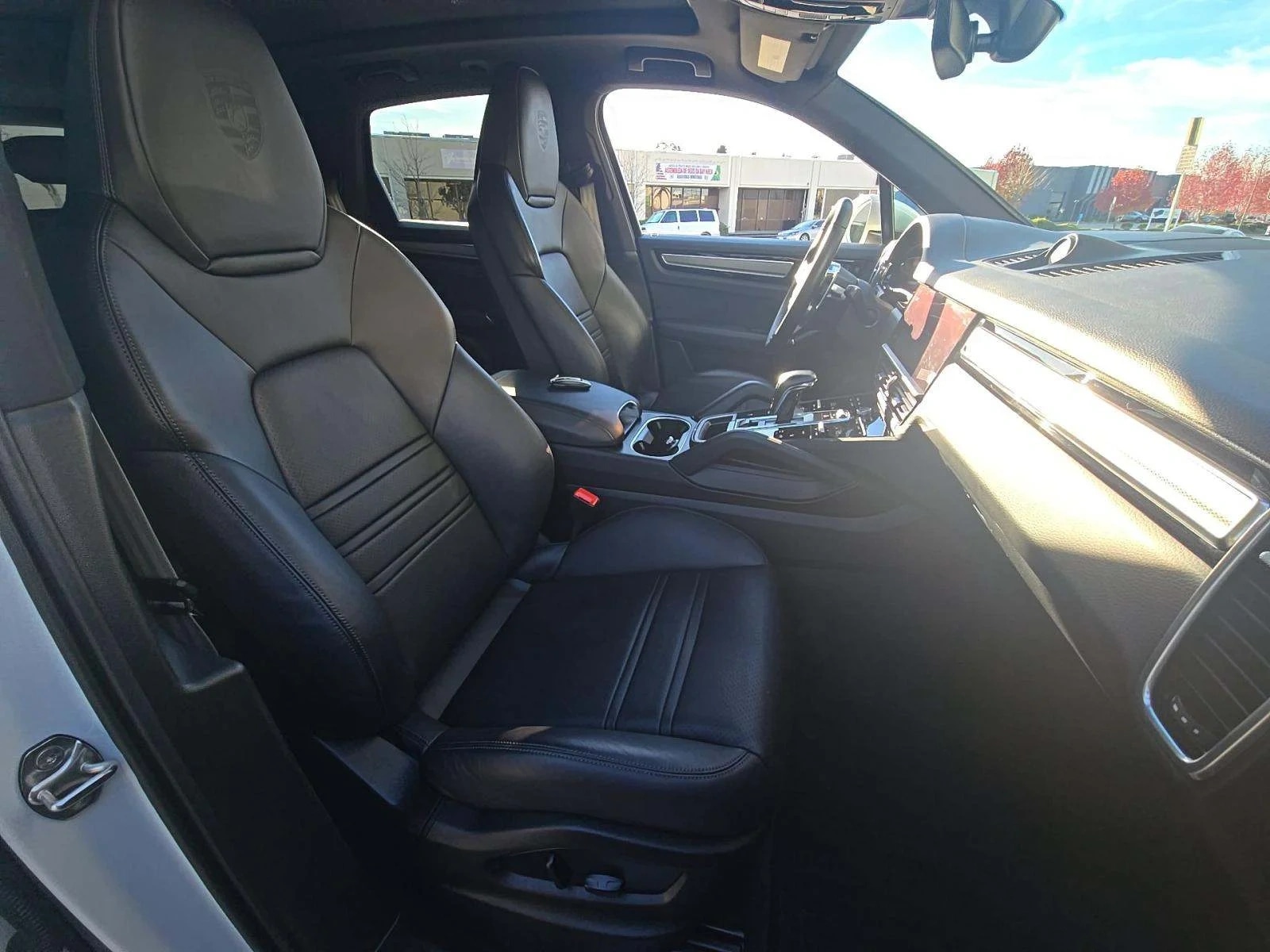 Porsche Cayenne Platinum Edition