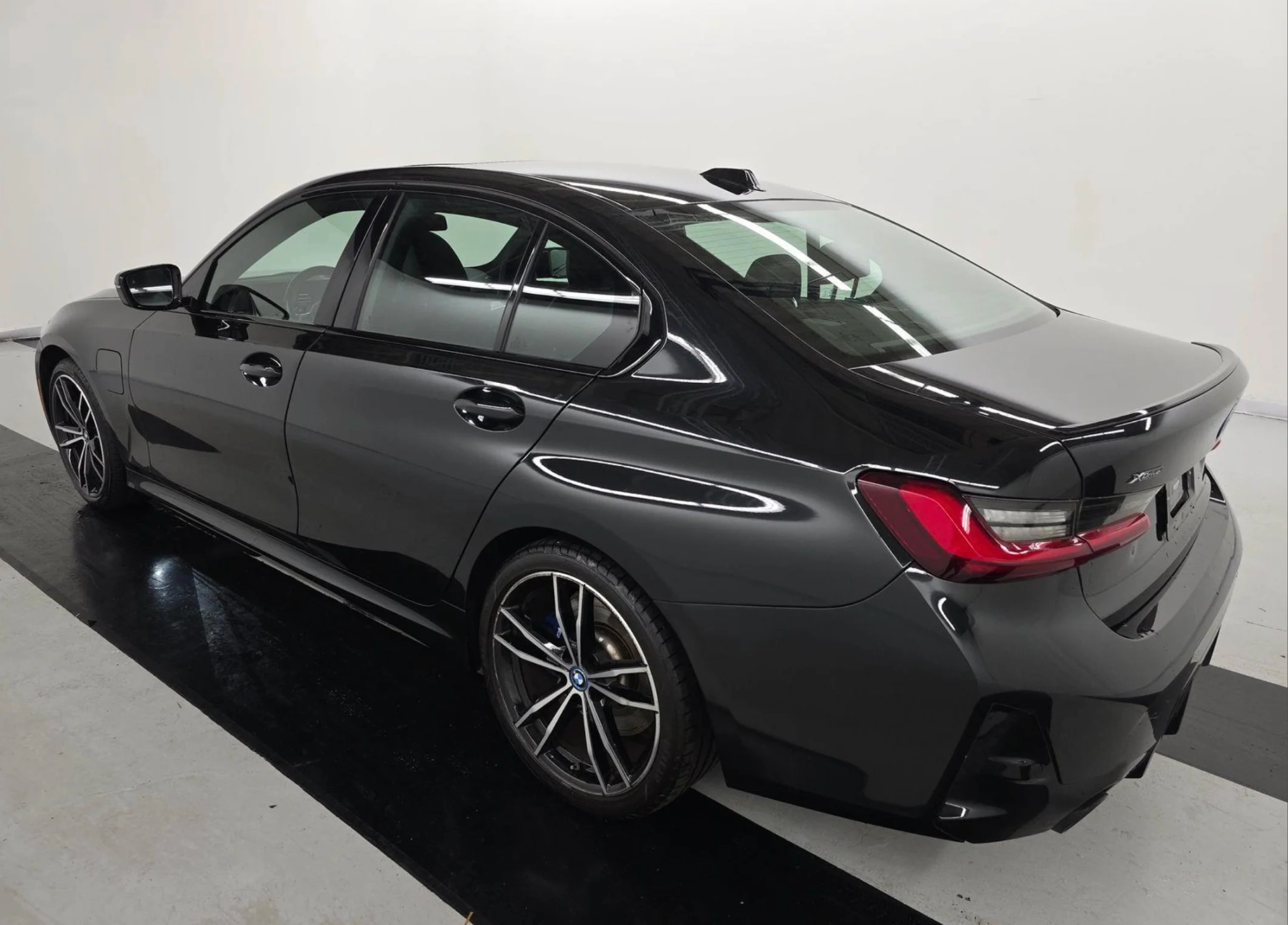 BMW 3 - 330E XDRIVE MSPORT
