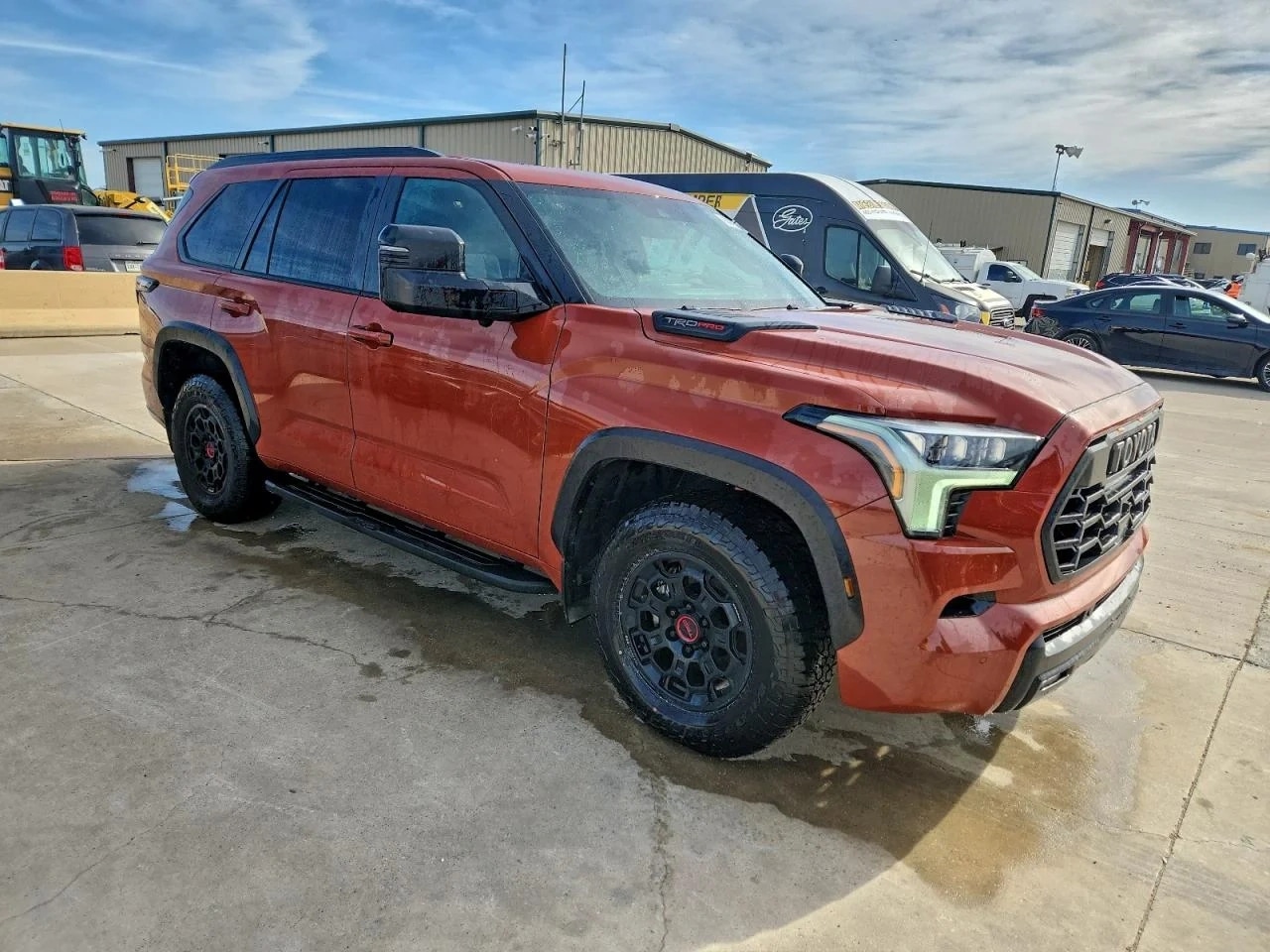 TOYOTA SEQUOIA SR5