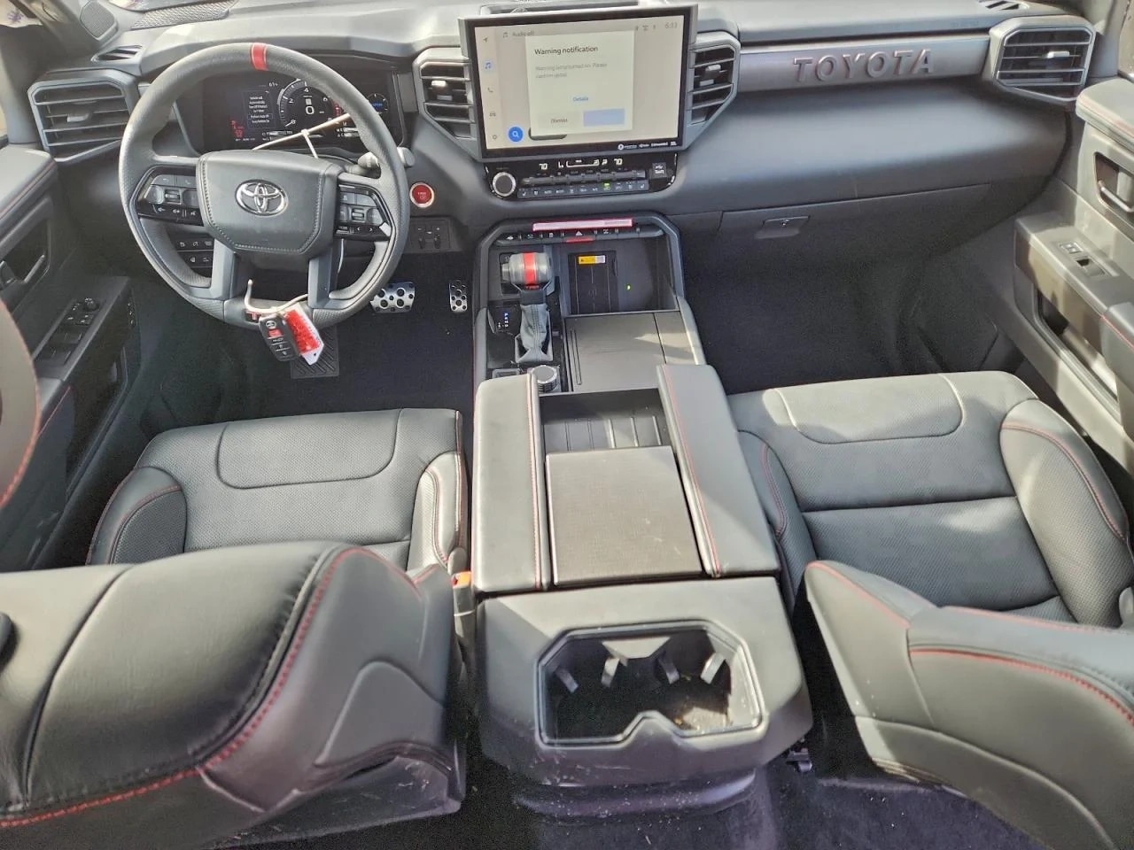 TOYOTA SEQUOIA SR5