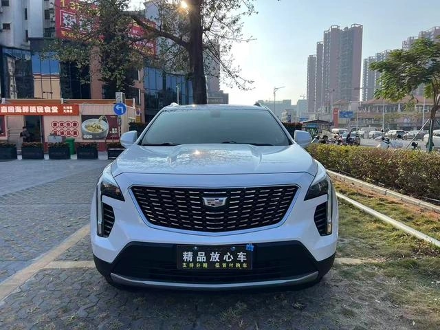 Cadillac XT4 28T