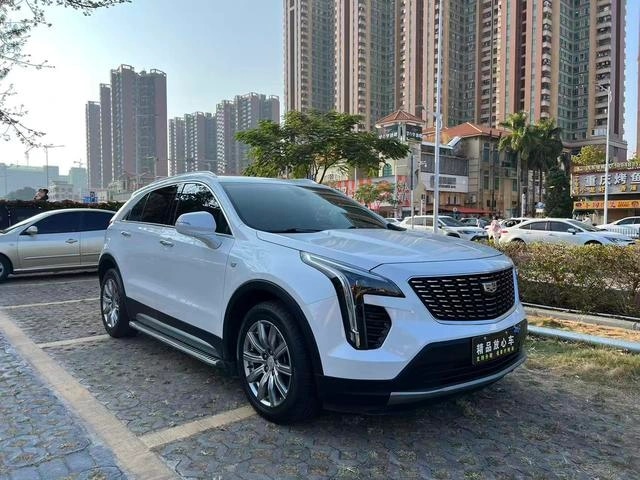 Cadillac XT4 28T