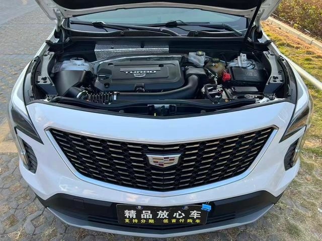 Cadillac XT4 28T