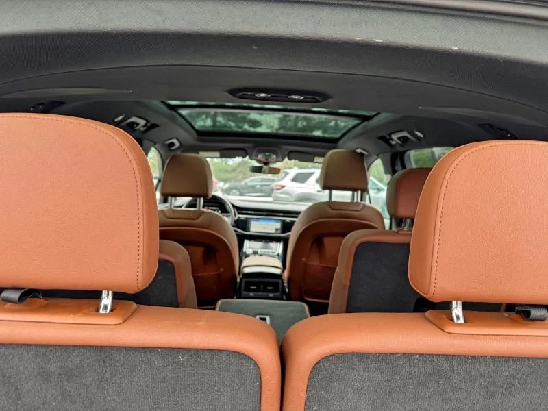 AUDI Q7 PREMIUM PLUS
