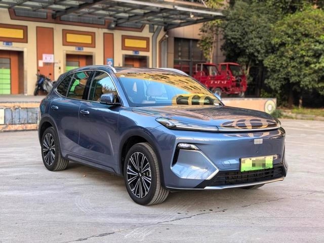 Geely Galaxy Starship 7 EM-i Navigator Edition