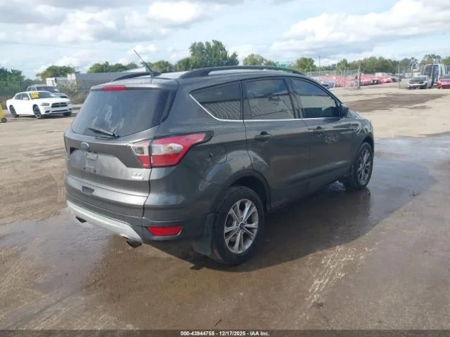 Ford Escape, SE