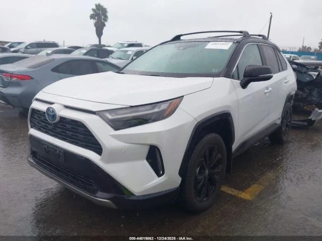 TOYOTA RAV4 HYBRID XSE