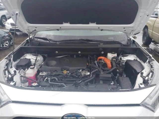 TOYOTA RAV4 HYBRID XSE