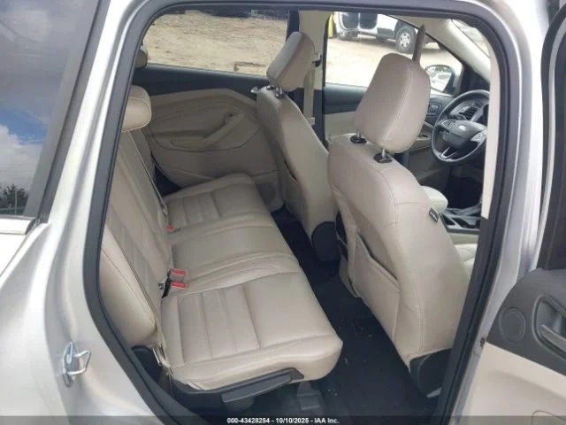Ford Escape, Titanium