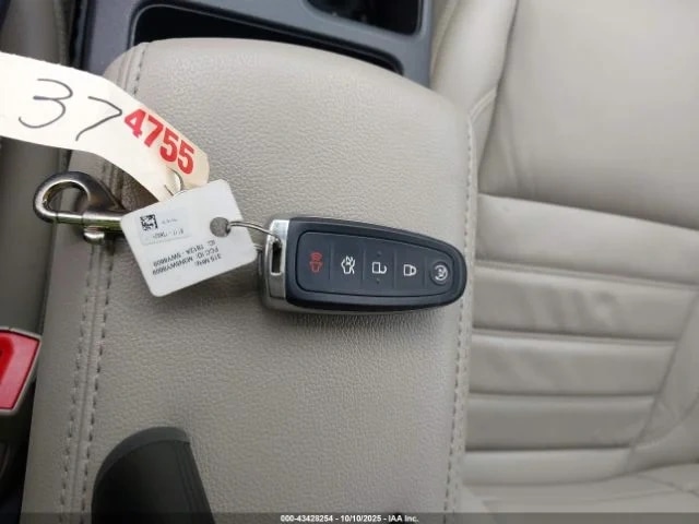 Ford Escape, Titanium