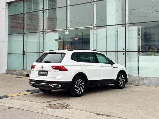 Volkswagen TiguanL 2022 330TSI