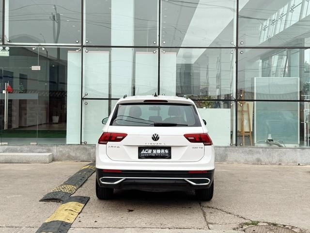 Volkswagen TiguanL 2022 330TSI