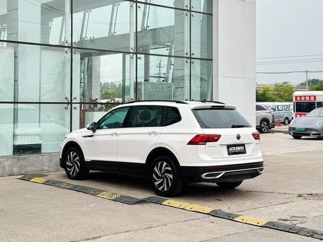 Volkswagen TiguanL 2022 330TSI