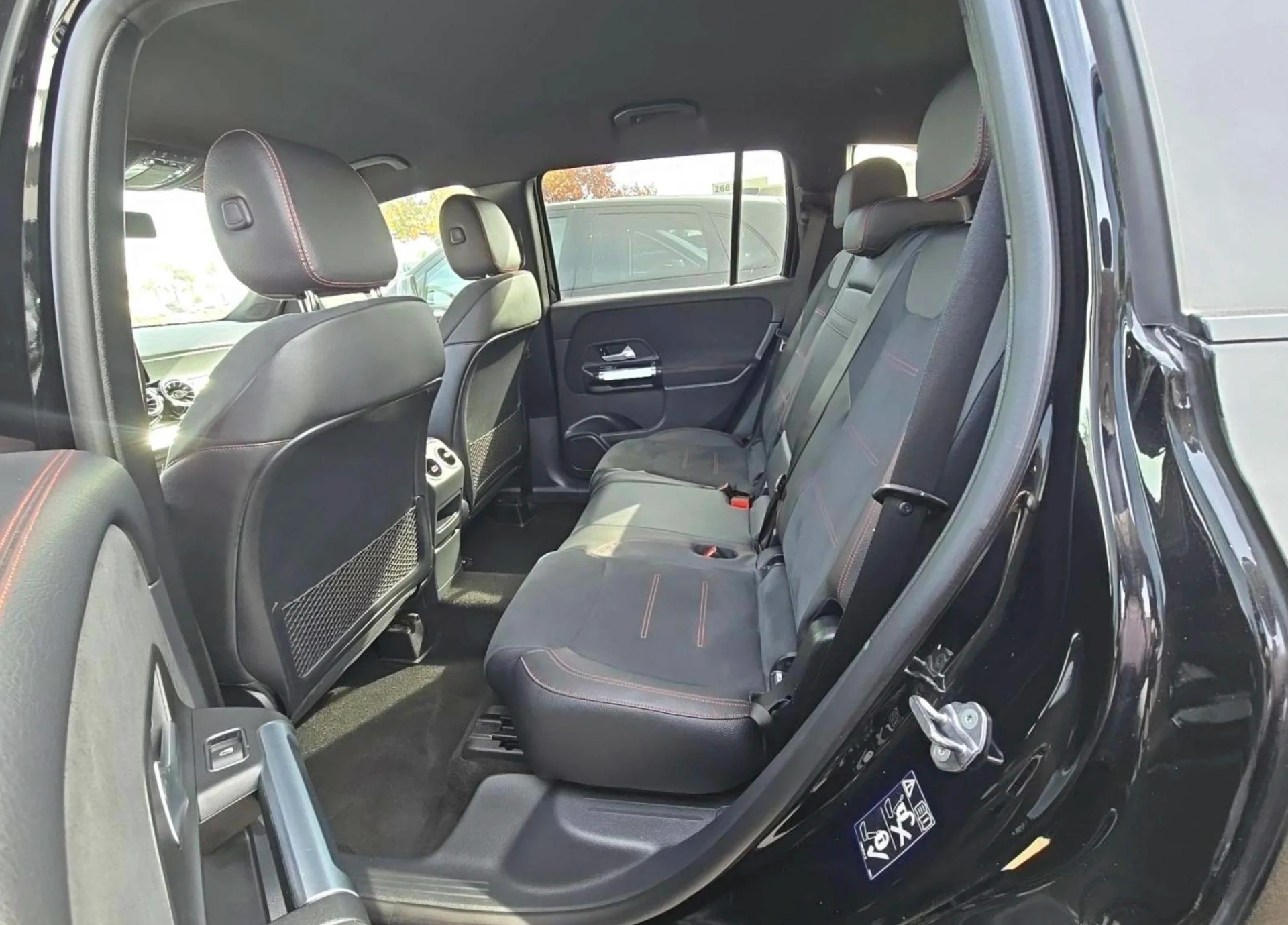 Mercedes-Benz GLB 250