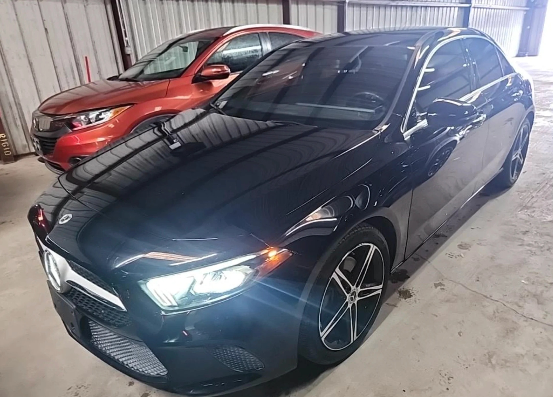 Mercedes-Benz A 220