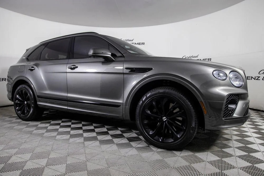 Bentley Bentayga V8